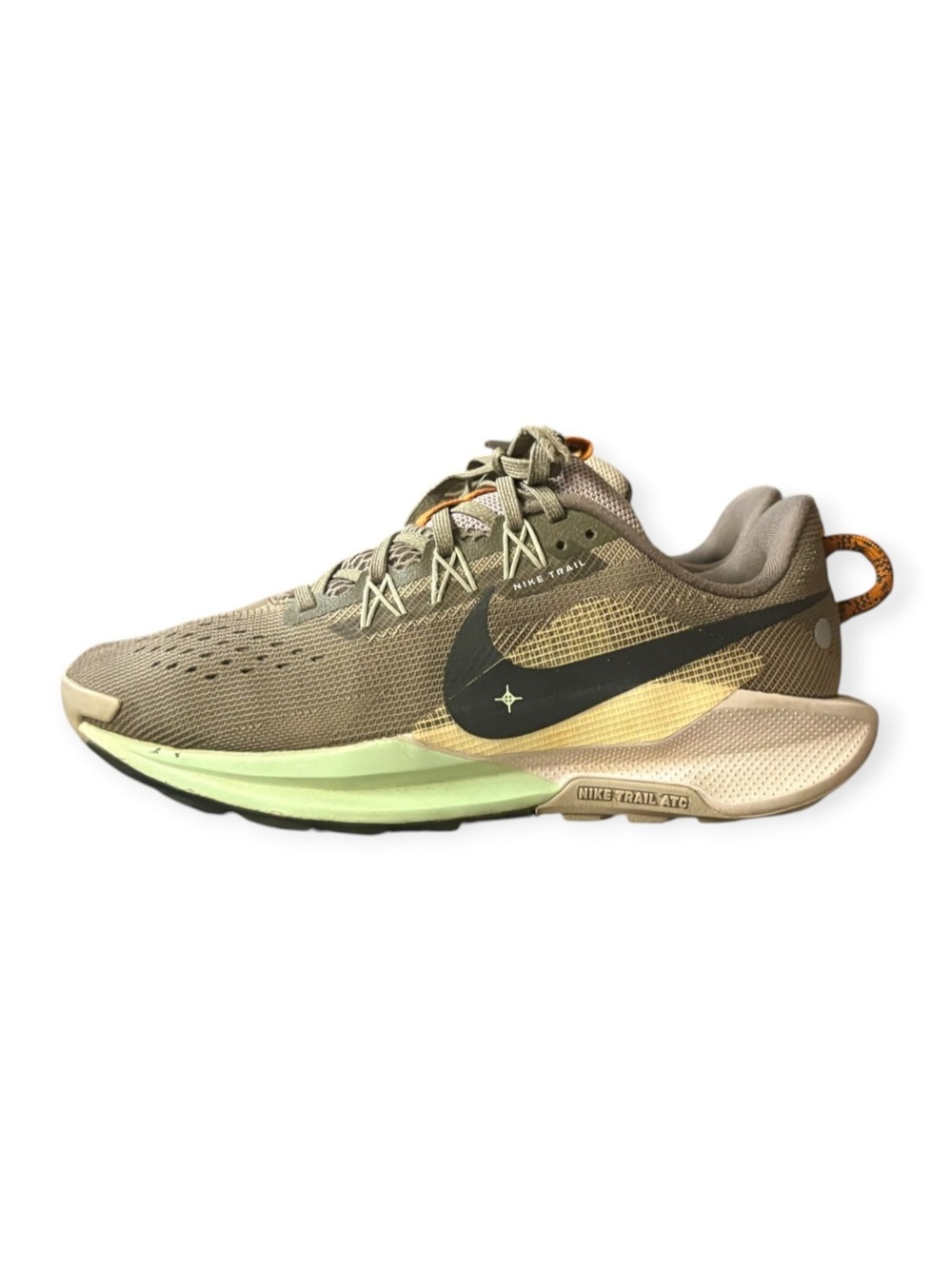 Nike Air Pegasus Trail 5 Shoes, Women’s size 9